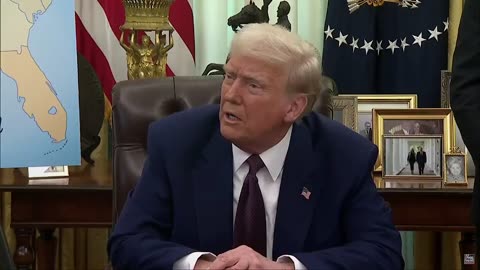 Trump Roasts Kaitlan Collins, Mitch McConnell With Savage Line