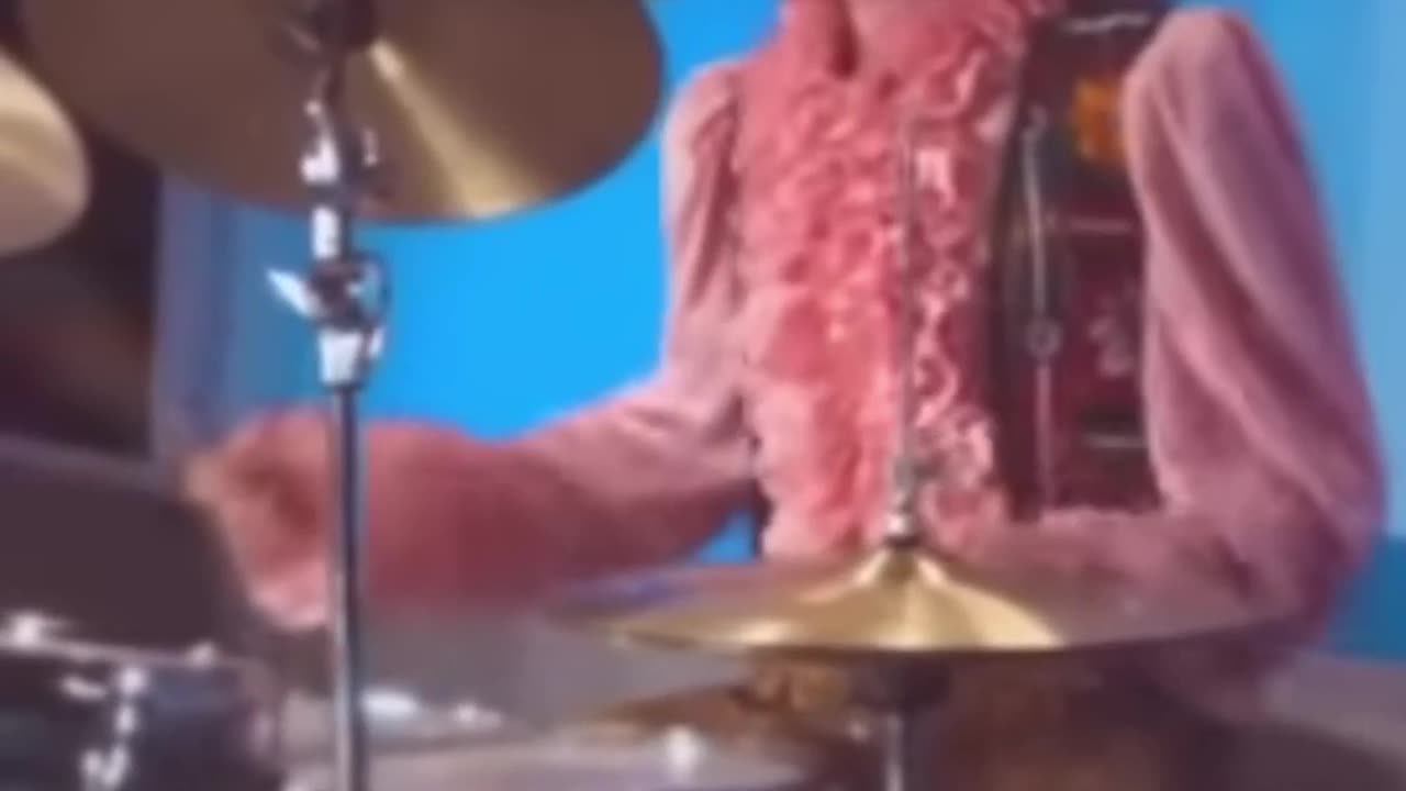 The Gemach DAO Thought Experiement - Andre 3000 of Outkast as Jimi Hendrix