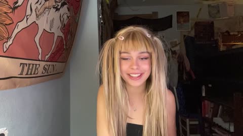 zoelovebee is in love (future FaZe Lacy girlfriend)