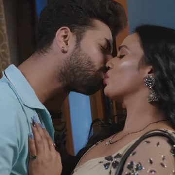 Beautiful Indian girls Kissing