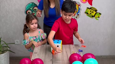 Balloon Pop Challenge! 🎈 Roll the Dice & Win the Prize! 🎲🔥 #shorts