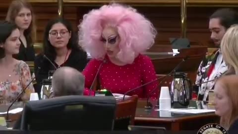 _Drag queen says This bill impacts my ability to be with kids_