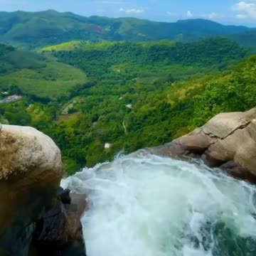 Discover the wonders of Sri Lanka🍀🌼💛✨