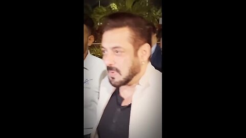 SALMANKHAN ICONIC WALK LIKE TIGER 🔥✨ BOLLYWOOD WHATSAPP STATUS 💞💕 #trending #shorts #bollywood