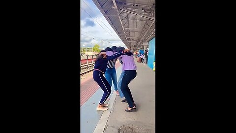 Ardra Unni with friends #happyfriendshipday #sisters #dancers #dance #ardraunni