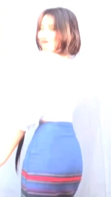 Watch these radiant ladies light up the dance floor! 💃