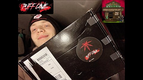 Unboxing & reviewing PuffCave 3 Piece Horror Set!! (Best horror stoner gear!!)