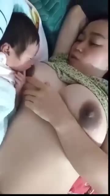 Breastfeeding03