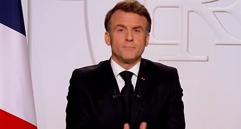 Un envalentonado Macron amenaza a Rusia con el uso de armas nucleares