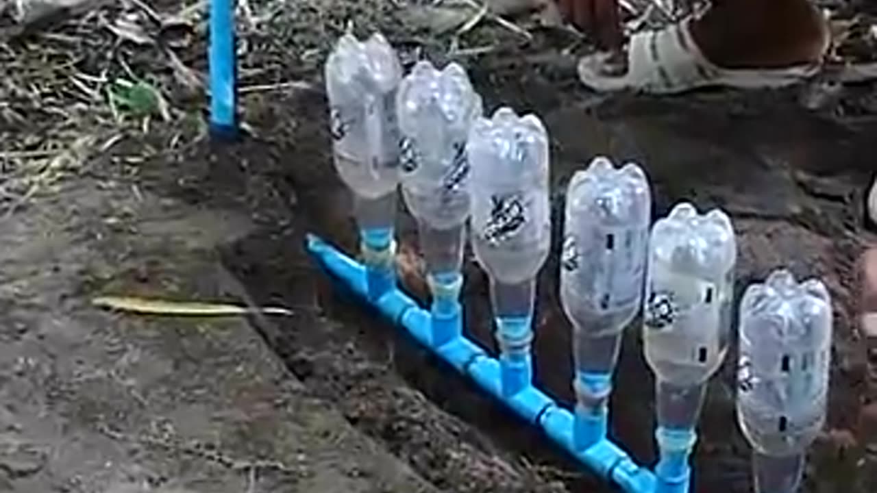 ⚡ "Trick: Free Electricity! Turning PVC Pipe into a Water Pump at Home - No Electricity Needed!" 🚰