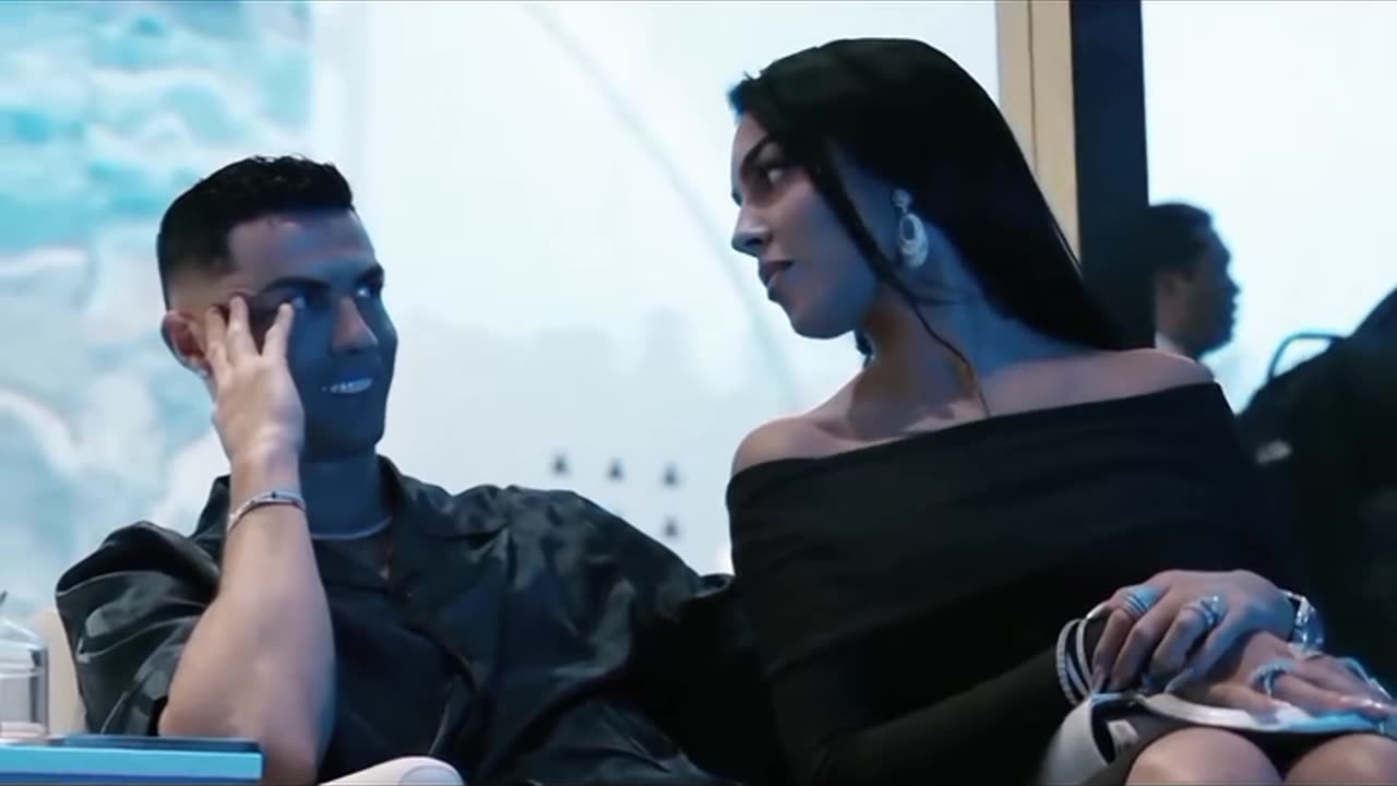 Cristiano Ronaldo in love