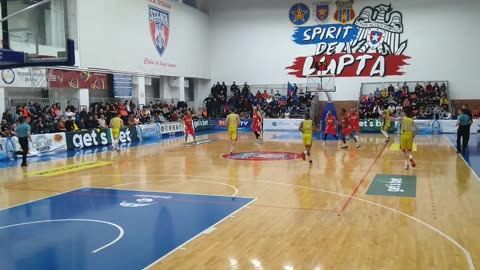 Steaua vs Dinamo (first half) (Basketball)