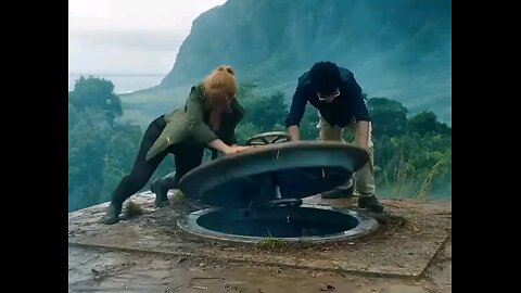 JURASSIC WORLD