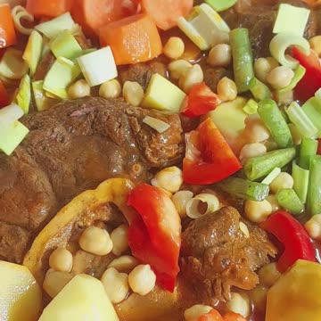 Grandma's Traditional Beef Shank Stew – Made Easy😋 One-Pot Wonder! Slow-Cooked Beef Shank Stew 🍅 ❄️