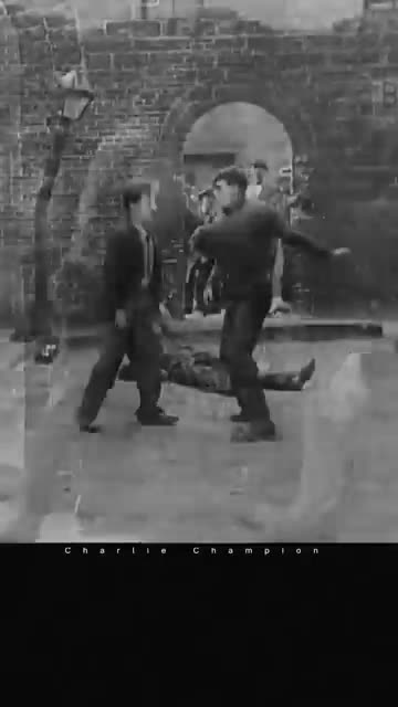 Charlie Chaplin always wins 😁 #charliechaplin #shortsfeed #comedy #shortsviral