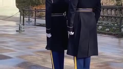 The changing of the guard in Arlington Cemetery. 🇺🇸