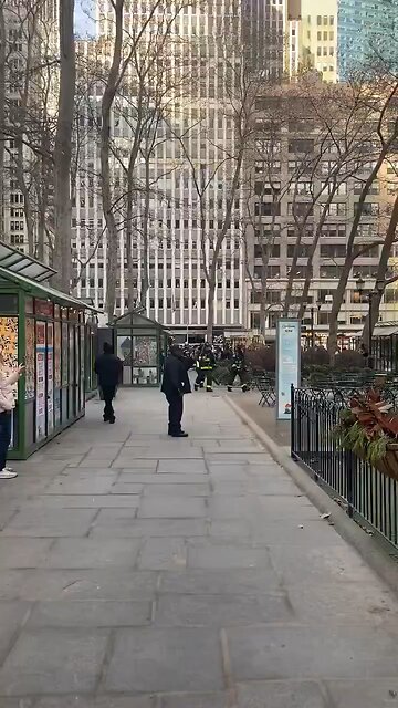 JUST IN: 🇺🇸 Bryant Park Christmas Market in New York City is on fire.