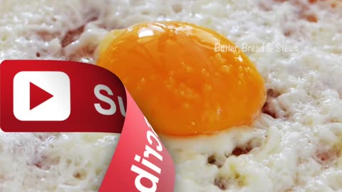 2 perfect ways for a sunny side-up eggs without ruining the egg yolk