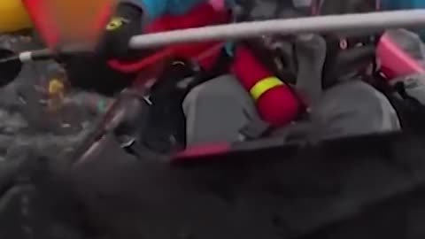 lucky escape😱 😱 😱