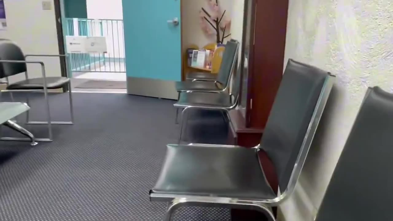 🚨 This video is TELLING San Diego resident shows doctors office that’s