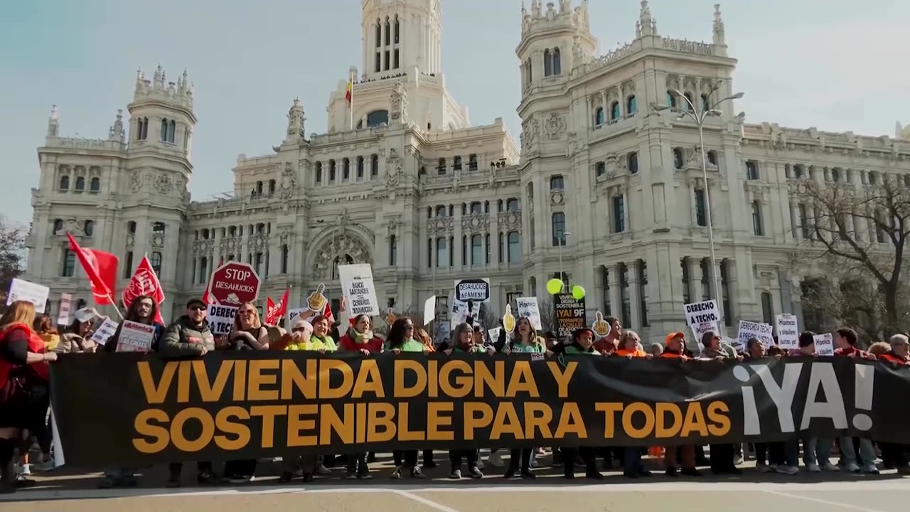 Madrid residents protest 'horror' of city's housing conditions