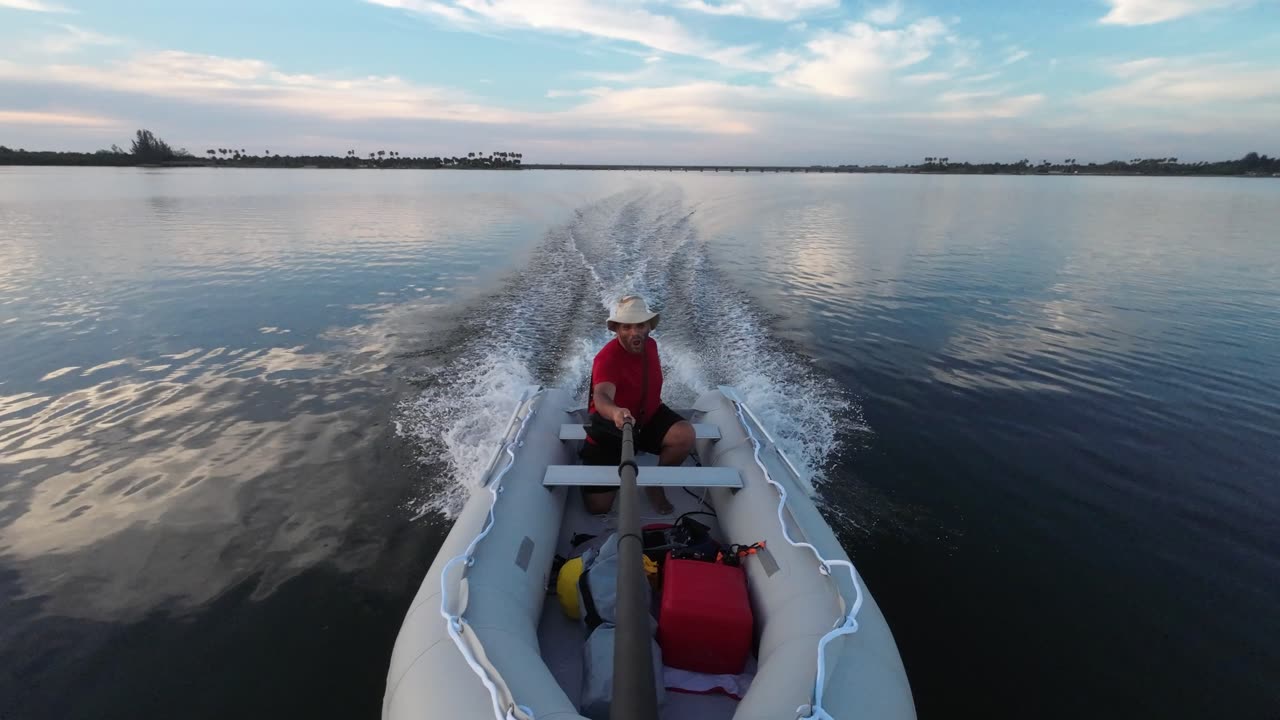 Saturn SD415 Inflatable Boat water review
