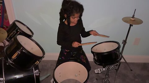 Drummer Girl