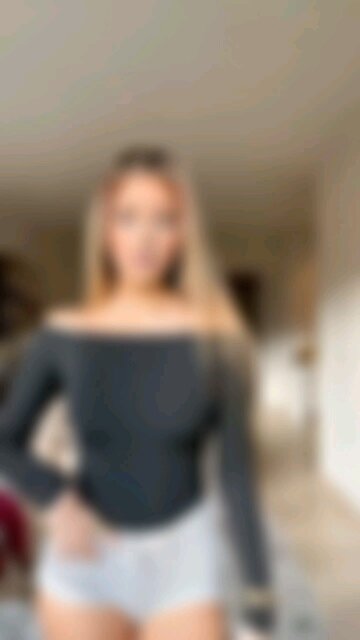 This dress makes me look like a princess.