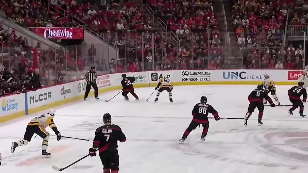 Jalen Chatfield: Defensive Hero to Offensive Star!