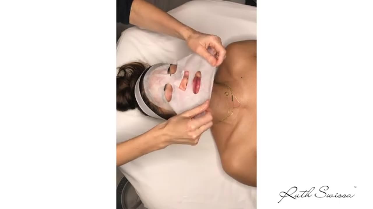 Ruth Swissa | Facial in Calabasas, CA
