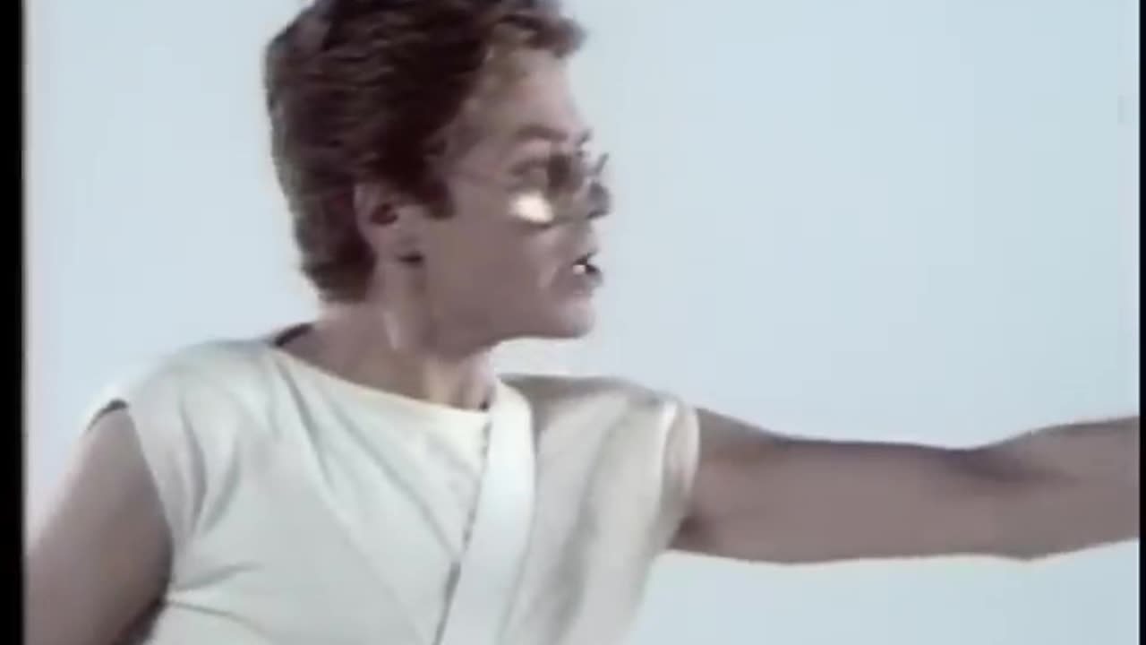 Robert Palmer - Looking For Clues