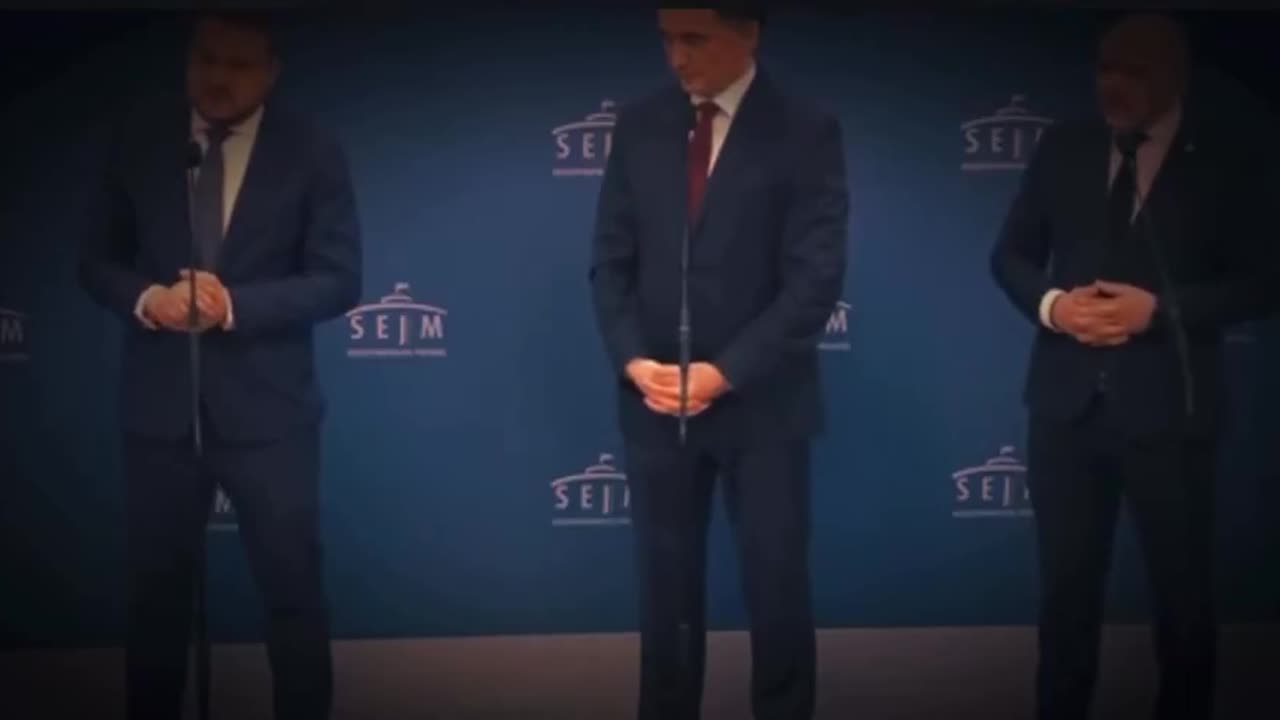 Funkcjonariuszka zgaszona🔥 ➡️A Sikorski co robił przepraszam na CPAC⁉️😂