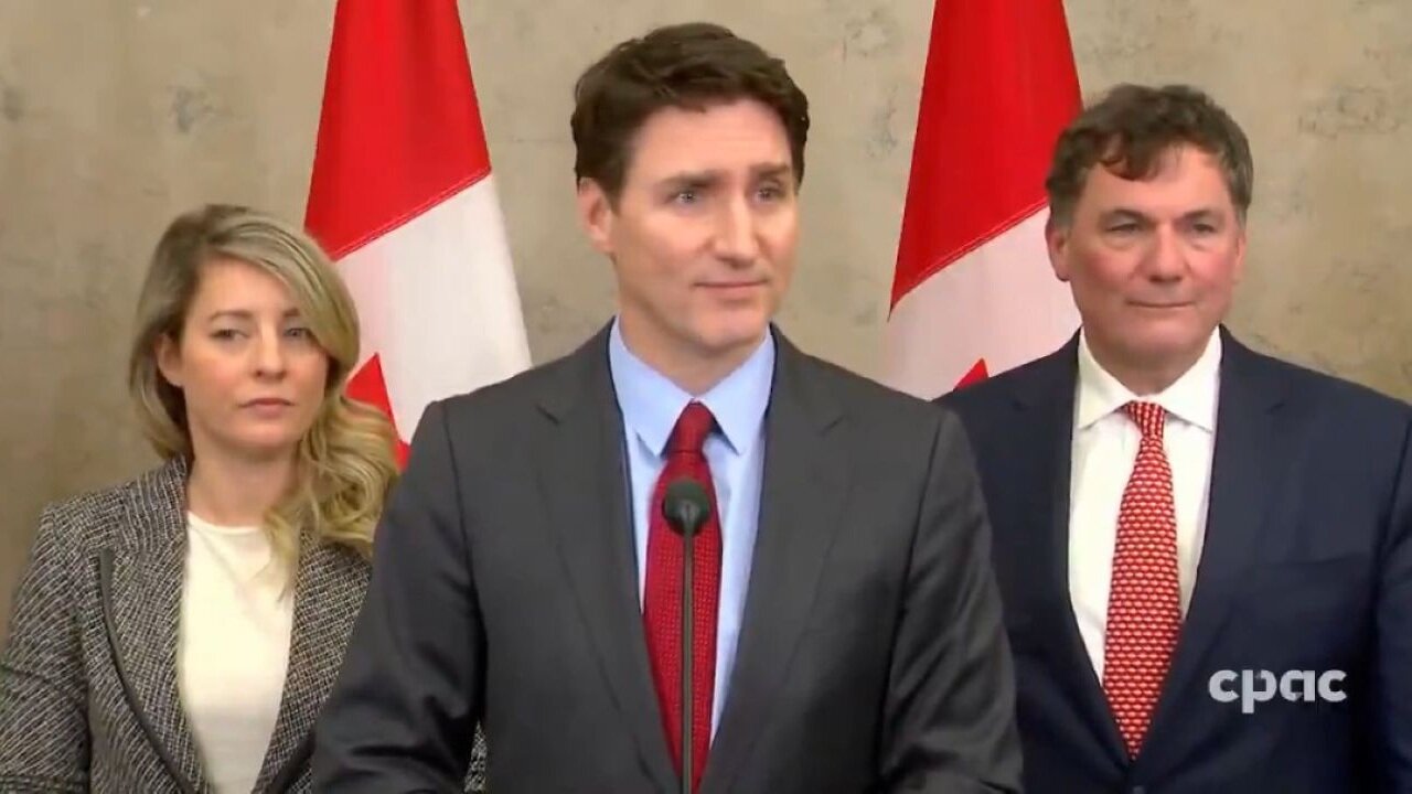 Justin Trudeau Encourages Canadians To Refuse To Vacation In The United States