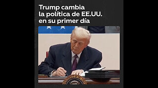 Donald Trump firma decenas de órdenes ejecutivas en su primer día