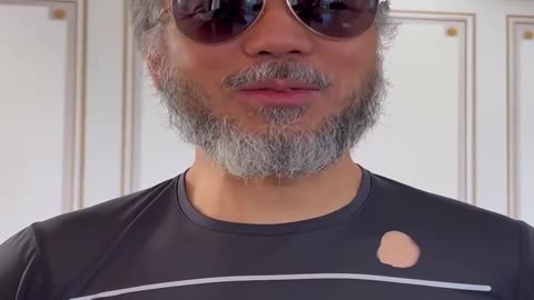 20230210文贵先生GETTR¹： #习近平（习死皇）：认为中共国是世界强国，中共是世界上第一强大党，绝对会把美国打趴下！整个中国是疯狂状态：所有人都为一个人高兴而忙活