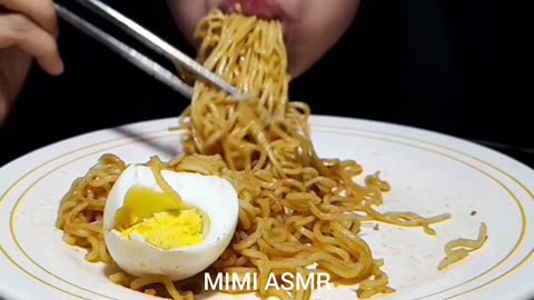 ASMR MUKBANG - "INDOMIE" FRIED NOODLES