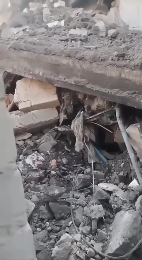 Large Numbers of Russian Soldiers Under Rubble Assault Missile Smashes in Building in Kursk