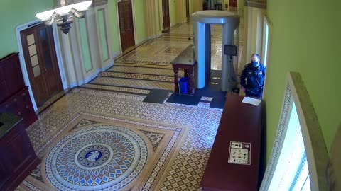 0304USCS03SenateGallerySWnearS324_2021-01-06_13h00min01s940ms.mp4