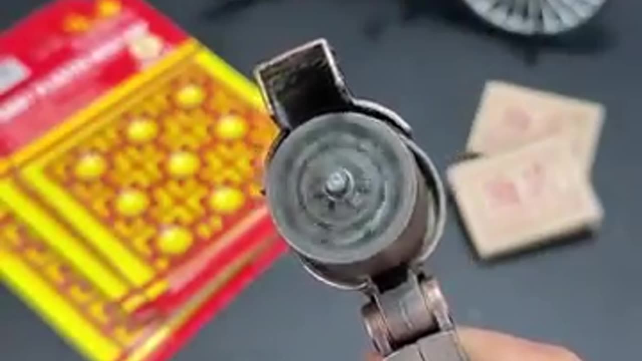 Satisfying Gun Toys