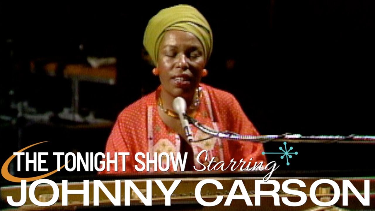 Roberta Flack Performs “Killing Me Softly” and “Just Like a Woman” | Carson Tonight Show