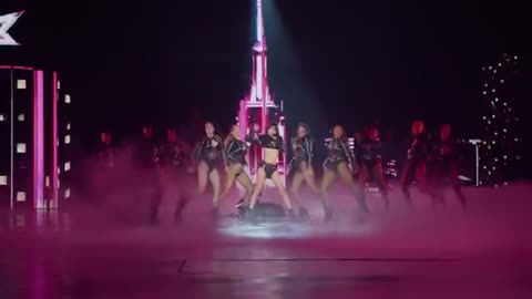 LISA performing Rockstar live from the Victoria’s Secret Fashion Show