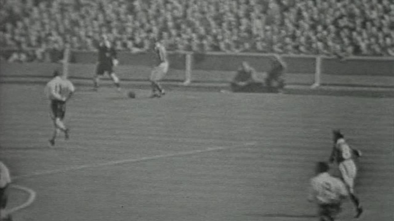 Blackpool vs Bolton Wanderers 1953 FA Cup Final: The Matthews Final in Black-and-White
