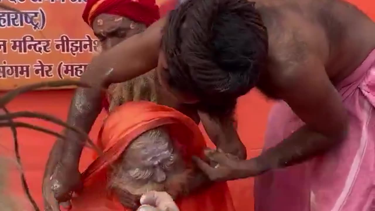 A 144-year-old Saint took his last breath at Mahakumbh in Prayagraj