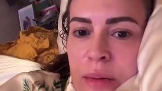 Alyssa Milano isn’t taking the Trump presidency well. She goes to bed before 6 PM now.