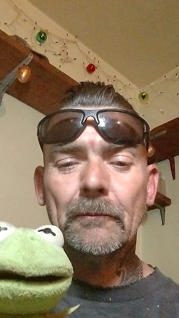 new news music and lyrics Bryson Gray gun toting Patriot