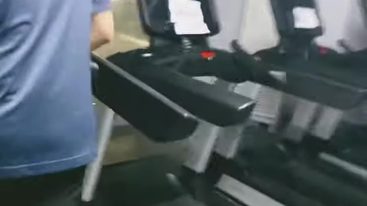 All treadmills out of order 🤦🏻