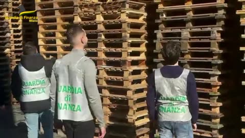 GDF MILANO: SEQUESTRATI OLTRE 3.600 PALLETS CONTRAFFATTI (21.02.25)