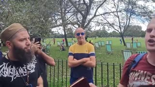 Muslim tries the typical Dawa script before being taken away - Bob of Speakers’ Corner -