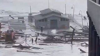 A Huge Chunk Of The Santa Cruz Pier Falls Off Into The Ocean, Taking Multiple People With It