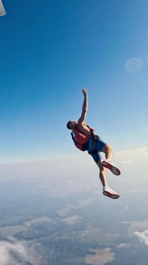 Rope climbing in the sky